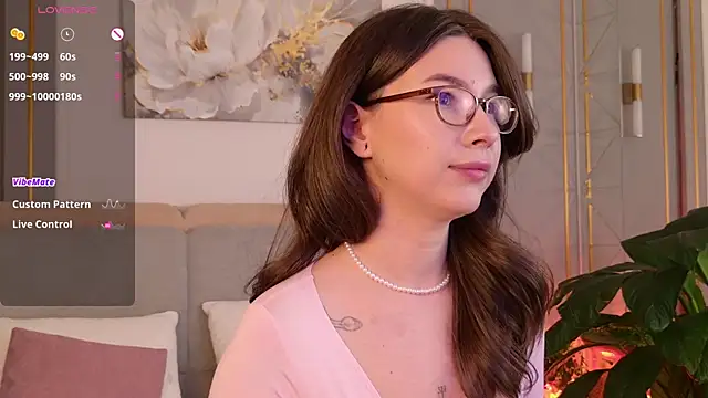 Marie Diaze online show from April 28, 2026, 10:30 am