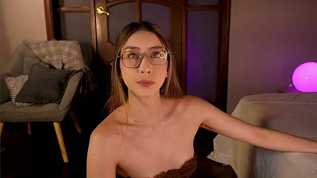 lua ferch   online show from October 28, 2025, 12:59 pm