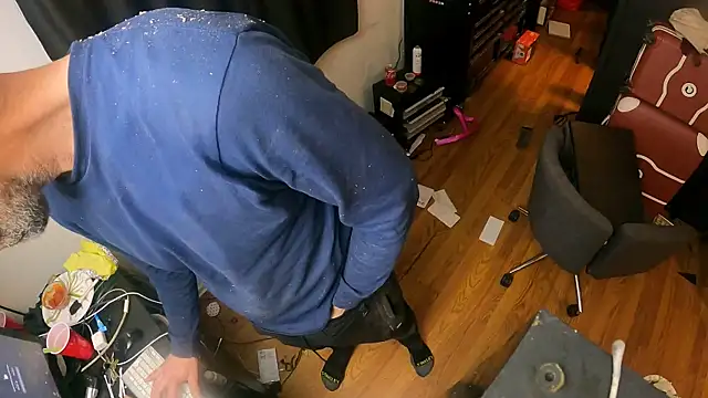 leanjamesdean online show from January 7, 2026, 3:22 am