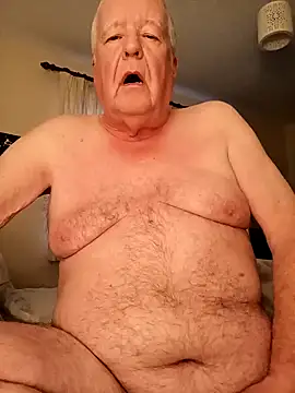 Snapshot of loveeatingcunts chatting on January 15, 2025, 8:09 am loveeatingcunts online show from January 15, 2025, 8:09 am