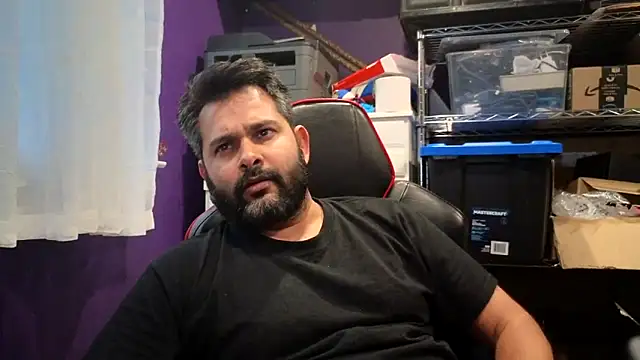 Sakhtlaundaz online show from October 30, 2025, 9:01 pm