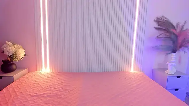 Snapshot of EmilyEvans7 chatting on February 4, 2026, 3:40 pm EmilyEvans7 online show from February 4, 2026, 3:40 pm