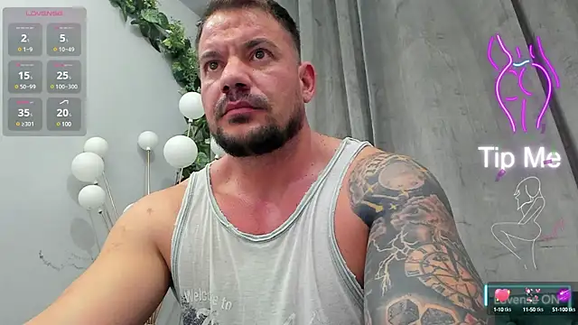 Snapshot of musclemonster31 chatting on March 6, 2025, 10:58 pm musclemonster31 online show from March 6, 2025, 10:58 pm