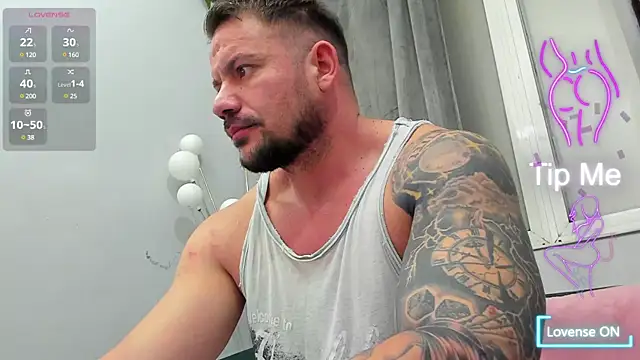 Snapshot of musclemonster31 chatting on March 11, 2025, 11:47 pm musclemonster31 online show from March 11, 2025, 11:47 pm