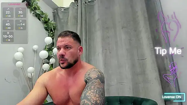 Snapshot of musclemonster31 chatting on March 18, 2025, 9:10 pm musclemonster31 online show from March 18, 2025, 9:10 pm