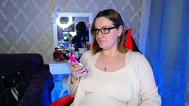 EndlessLustX online show from February 18, 2025, 1:32 am