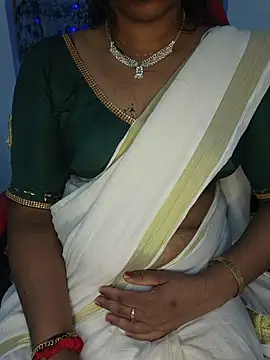 Snapshot of Malluivaniya chatting on June 18, 2026, 6:12 am Malluivaniya online show from June 18, 2026, 6:12 am
