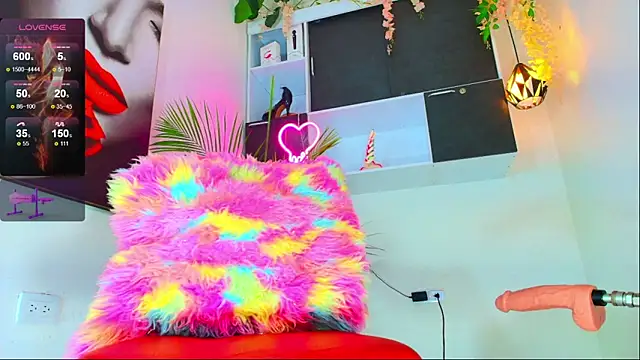 SQUIRT4UMEGAN online show from March 9, 2025, 5:17 pm