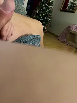 Tommitoo online show from December 17, 2024, 4:23 am