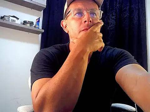 Snapshot of pedropicapi chatting on January 12, 2026, 1:01 am pedropicapi online show from January 12, 2026, 1:01 am