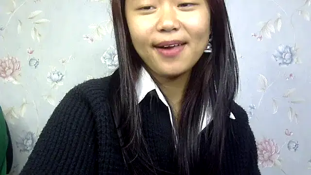 Snapshot of cute_sapna chatting on December 14, 2024, 1:05 pm cute sapna online show from December 14, 2024, 1:05 pm