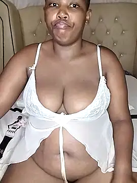 Snapshot of makaviwe chatting on February 17, 2025, 6:50 pm makaviwe online show from February 17, 2025, 6:50 pm