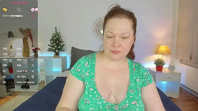 Snapshot of CutieGinger chatting on January 24, 2025, 4:48 am CutieGinger online show from January 24, 2025, 4:48 am
