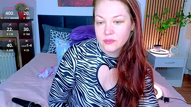 Snapshot of CutieGinger chatting on November 30, 2025, 3:24 pm CutieGinger online show from November 30, 2025, 3:24 pm