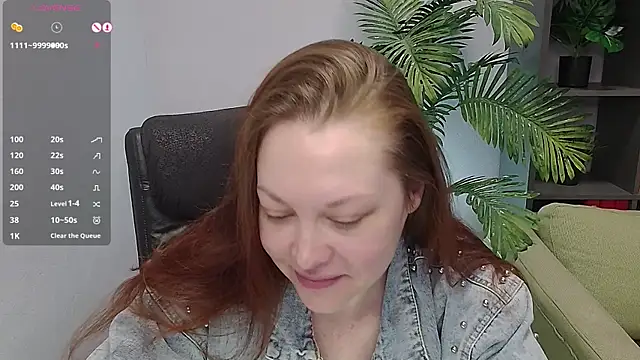 Snapshot of CutieGinger chatting on November 7, 2025, 3:27 pm CutieGinger online show from November 7, 2025, 3:27 pm