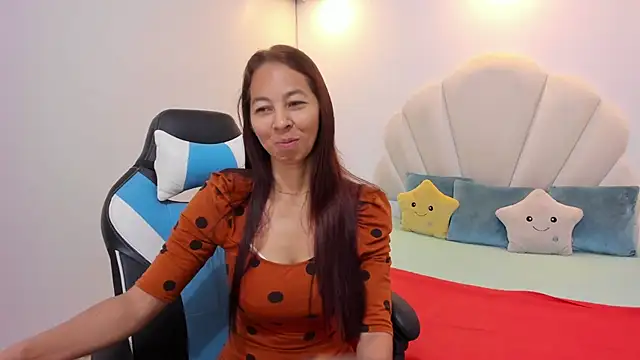 Rosalinda Cortez online show from September 12, 2025, 12:38 pm