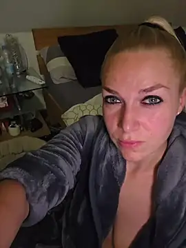 Sexy-Milla online show from July 19, 2026, 8:49 pm