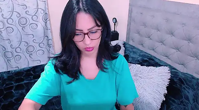 Snapshot of diana__34 chatting on March 20, 2025, 2:08 am diana 34 online show from March 20, 2025, 2:08 am