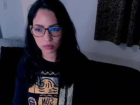 Snapshot of diana__34 chatting on September 25, 2025, 11:44 pm diana 34 online show from September 25, 2025, 11:44 pm