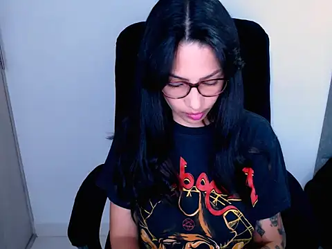 diana  34 online show from January 7, 2026, 11:54 pm