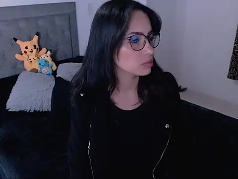 Snapshot of diana__34 chatting on September 12, 2025, 12:33 am diana 34 online show from September 12, 2025, 12:33 am