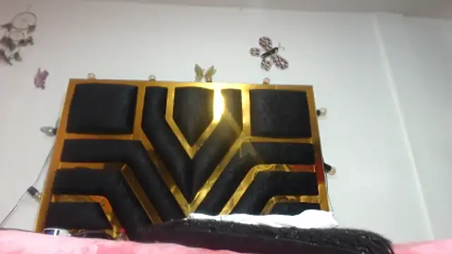 Helennahot online show from March 24, 2026, 6:30 pm