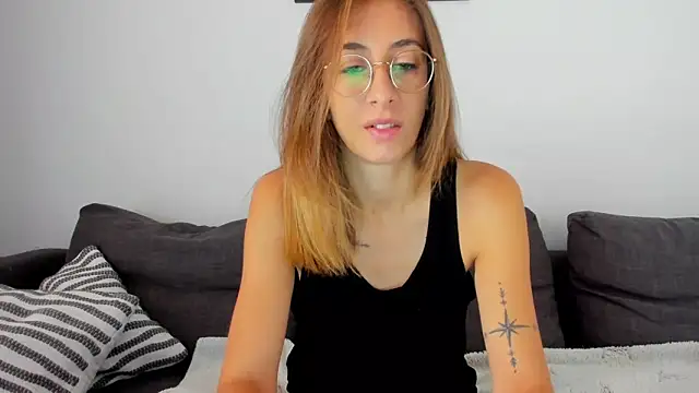 DesireMore90 online show from September 23, 2025, 7:15 am