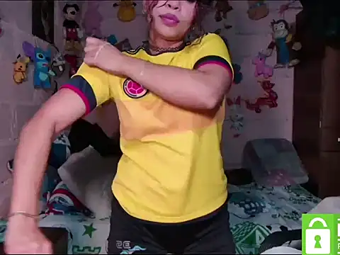 Selenne Jones online show from July 17, 2026, 2:36 pm
