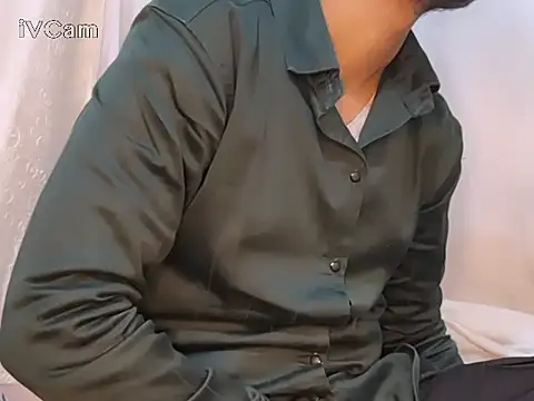 Snapshot of felix_dion chatting on January 11, 2026, 6:04 pm felix dion online show from January 11, 2026, 6:04 pm