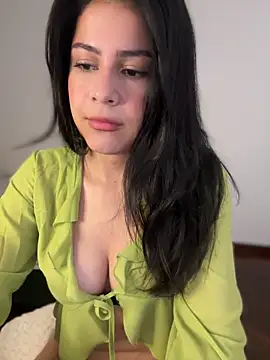 CuteKira7 online show from March 27, 2026, 3:26 am