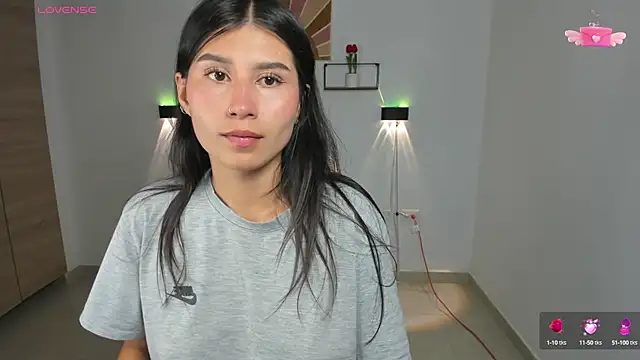 emily villamil online show from October 6, 2025, 9:15 pm