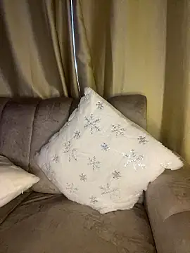 AgathaGeorgiou online show from January 7, 2026, 10:15 pm