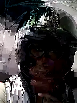 Snapshot of brdot_ chatting on October 6, 2025, 3:57 pm brdot  online show from October 6, 2025, 3:57 pm