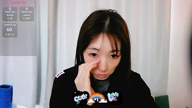 Love me Eri  online show from October 14, 2025, 11:14 pm