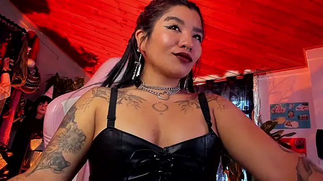 annie walker6 online show from February 25, 2026, 7:36 pm