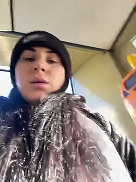 JenniferEdith online show from December 18, 2024, 7:58 am