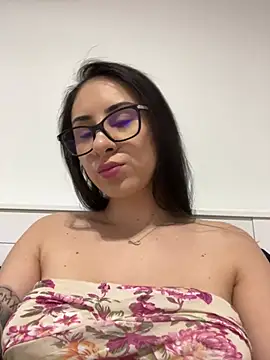 JenniferEdith online show from February 25, 2025, 3:09 pm