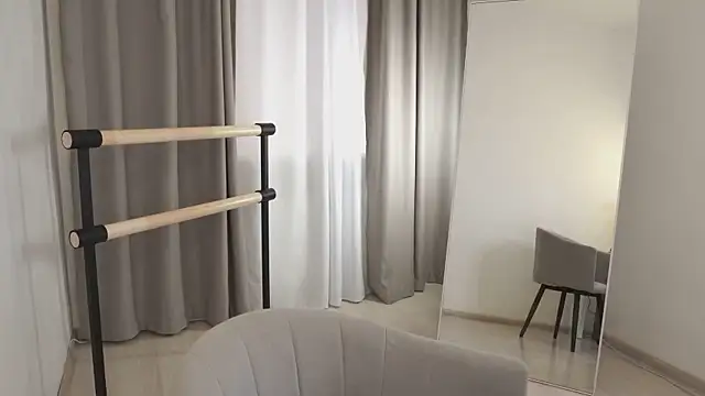 FiaMoor online show from November 26, 2025, 9:42 am