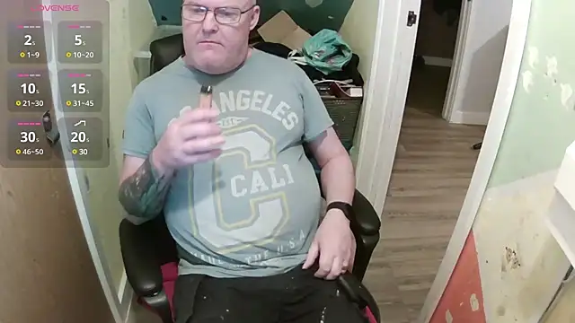 FriendlyDave online show from February 21, 2025, 7:32 pm