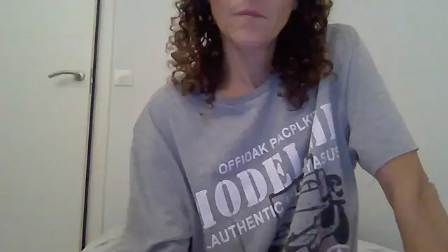 Snapshot of zorritasuperhot chatting on September 18, 2025, 10:24 pm zorritasuperhot online show from September 18, 2025, 10:24 pm