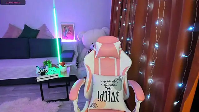 Queen baby online show from December 18, 2025, 1:22 am