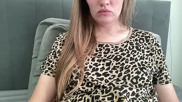 vanessa4you online show from October 22, 2025, 4:56 am