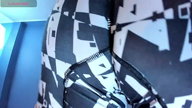 Patty jenkinss  online show from September 9, 2025, 4:11 am