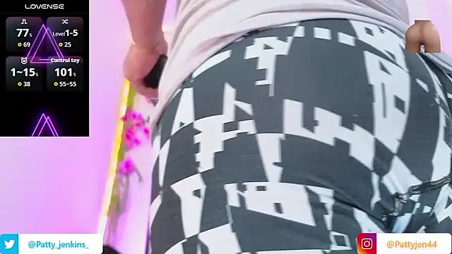 Patty jenkinss  online show from November 26, 2025, 12:43 am