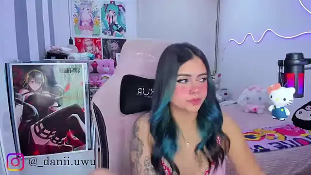 CuteDani  online show from January 17, 2026, 5:22 am