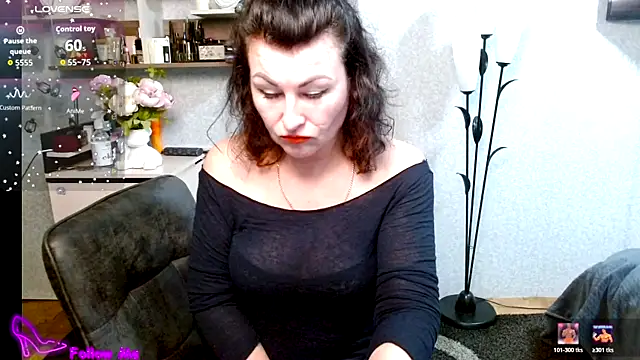 BeatriksS online show from April 1, 2026, 5:10 pm