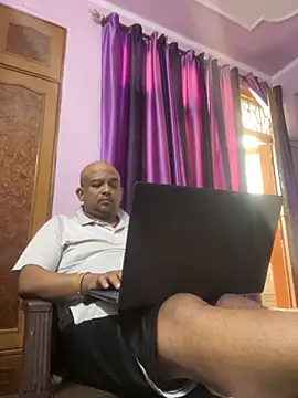 Dick 6inches online show from October 11, 2025, 3:07 am