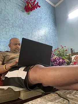 Snapshot of Dick_6inches chatting on February 28, 2026, 3:17 am Dick 6inches online show from February 28, 2026, 3:17 am