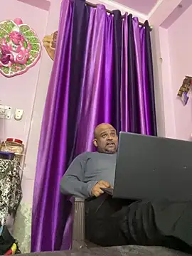 Snapshot of Dick_6inches chatting on February 7, 2026, 3:47 am Dick 6inches online show from February 7, 2026, 3:47 am