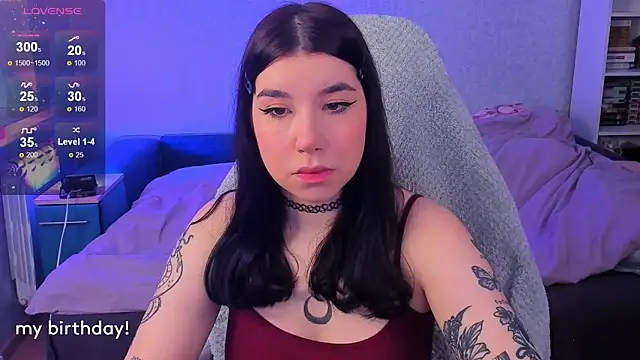 Snapshot of kellyharris chatting on February 27, 2025, 1:28 pm kellyharris online show from February 27, 2025, 1:28 pm